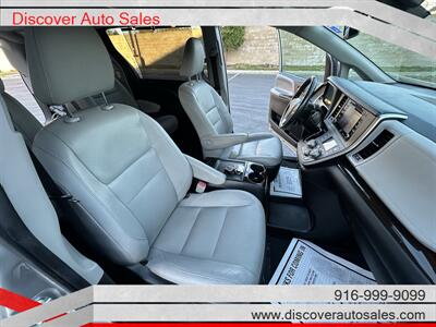 2020 Toyota Sienna XLE 7-Passenger  HANDICAP WHEELCHAIR ACCESSIBLE VAN - Photo 13 - Sacramento, CA 95821