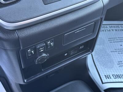 2020 Toyota Sienna XLE 7-Passenger  HANDICAP WHEELCHAIR ACCESSIBLE VAN - Photo 24 - Sacramento, CA 95821
