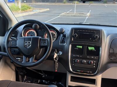 2013 Dodge Grand Caravan American Value Package HANDICAP WHEELCHAIR ACCESSIBLE VAN - Photo 12 - Sacramento, CA 95821