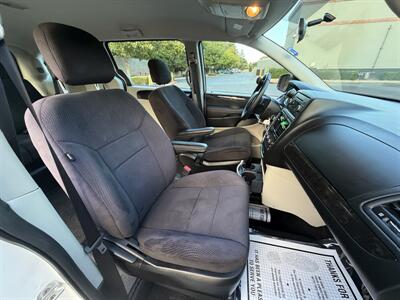 2013 Dodge Grand Caravan American Value Package HANDICAP WHEELCHAIR ACCESSIBLE VAN - Photo 11 - Sacramento, CA 95821