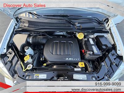 2013 Dodge Grand Caravan American Value Package HANDICAP WHEELCHAIR ACCESSIBLE VAN - Photo 17 - Sacramento, CA 95821