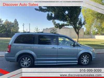 2009 Chrysler Town & Country Touring  HANDICAP WHEELCHAIR ACCESSIBLE VAN - Photo 9 - Sacramento, CA 95821