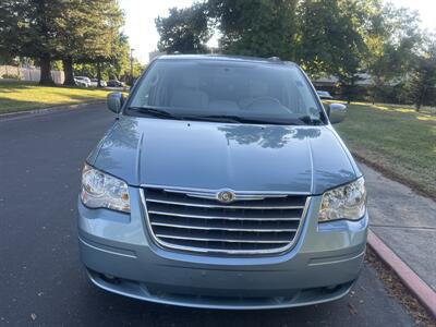 2009 Chrysler Town & Country Touring  HANDICAP WHEELCHAIR ACCESSIBLE VAN - Photo 15 - Sacramento, CA 95821