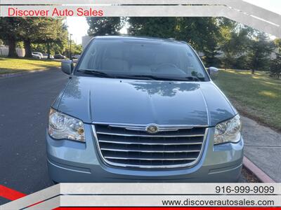 2009 Chrysler Town & Country Touring  HANDICAP WHEELCHAIR ACCESSIBLE VAN - Photo 7 - Sacramento, CA 95821