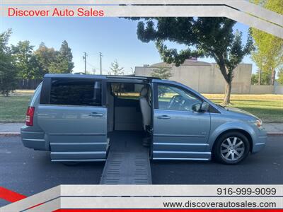 2009 Chrysler Town & Country Touring  HANDICAP WHEELCHAIR ACCESSIBLE VAN - Photo 2 - Sacramento, CA 95821