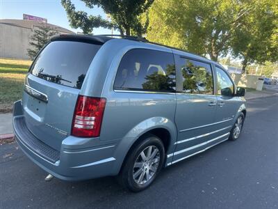 2009 Chrysler Town & Country Touring  HANDICAP WHEELCHAIR ACCESSIBLE VAN - Photo 10 - Sacramento, CA 95821