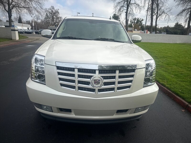 2009 Cadillac Escalade Base photo 27