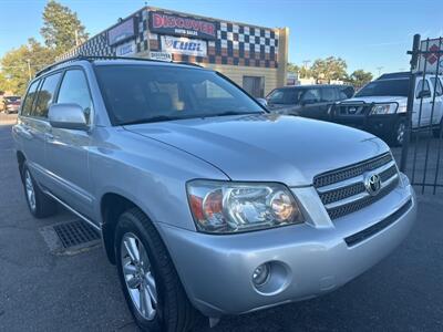 2006 Toyota Highlander Hybrid   - Photo 5 - Sacramento, CA 95821