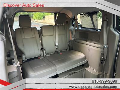 2015 Chrysler Town & Country Touring  HANDICAP WHEELCHAIR ACCESSIBLE VAN - Photo 13 - Sacramento, CA 95821