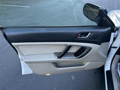 2007 Subaru Outback 2.5i Basic - Photo 8 - Sacramento, CA 95821