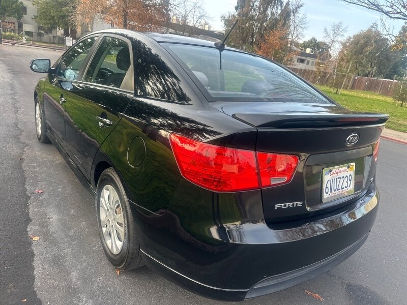 2012 Kia Forte EX photo 11