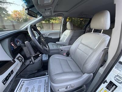 2016 Toyota Sienna XLE 8-Passenger   - Photo 16 - Sacramento, CA 95821