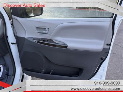 2016 Toyota Sienna XLE 8-Passenger   - Photo 9 - Sacramento, CA 95821