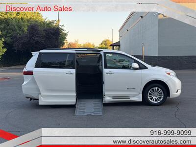 2016 Toyota Sienna XLE 8-Passenger   - Photo 2 - Sacramento, CA 95821