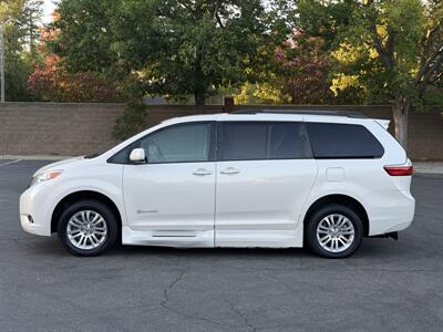 2016 Toyota Sienna XLE 8-Passenger   - Photo 6 - Sacramento, CA 95821