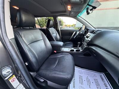 2012 Toyota Highlander  AWD limited - Photo 12 - Sacramento, CA 95821