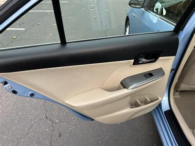 2012 Toyota Camry Hybrid XLE - Photo 11 - Sacramento, CA 95821