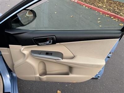 2012 Toyota Camry Hybrid XLE - Photo 13 - Sacramento, CA 95821