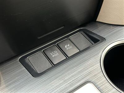 2012 Toyota Camry Hybrid XLE - Photo 22 - Sacramento, CA 95821