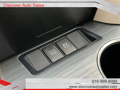 2012 Toyota Camry Hybrid XLE - Photo 22 - Sacramento, CA 95821