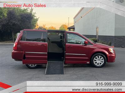 2014 Chrysler Town & Country Touring HANDICAP WHEELCHAIR ACCESSIBLE VAN - Photo 8 - Sacramento, CA 95821