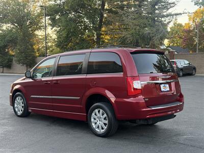 2014 Chrysler Town & Country Touring HANDICAP WHEELCHAIR ACCESSIBLE VAN - Photo 3 - Sacramento, CA 95821