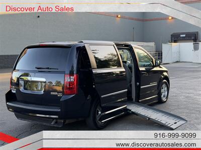 2010 Dodge Grand Caravan SXT  HANDICAP WHEELCHAIR ACCESSIBLE VAN - Photo 7 - Sacramento, CA 95821