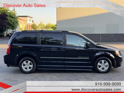 2010 Dodge Grand Caravan SXT  HANDICAP WHEELCHAIR ACCESSIBLE VAN - Photo 5 - Sacramento, CA 95821