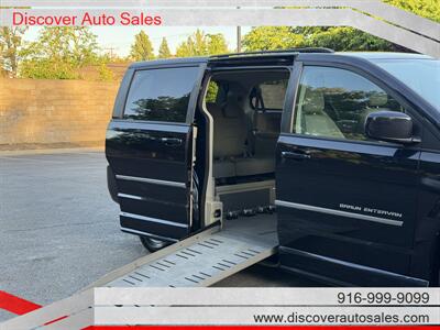 2010 Dodge Grand Caravan SXT  HANDICAP WHEELCHAIR ACCESSIBLE VAN - Photo 10 - Sacramento, CA 95821
