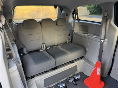 2010 Dodge Grand Caravan SXT  HANDICAP WHEELCHAIR ACCESSIBLE VAN - Photo 9 - Sacramento, CA 95821
