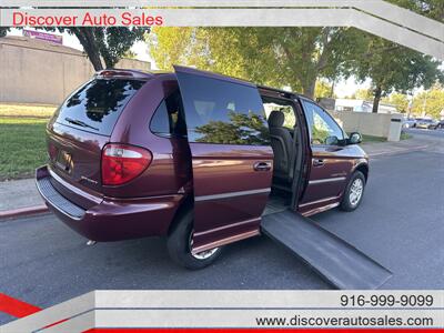 2002 Dodge Grand Caravan Sport  HANDICAP WHEELCHAIR ACCESSIBLE VAN - Photo 5 - Sacramento, CA 95821