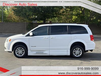2020 Dodge Grand Caravan SXT HANDICAP WHEELCHAIR ACCESSIBLE VAN - Photo 3 - Sacramento, CA 95821