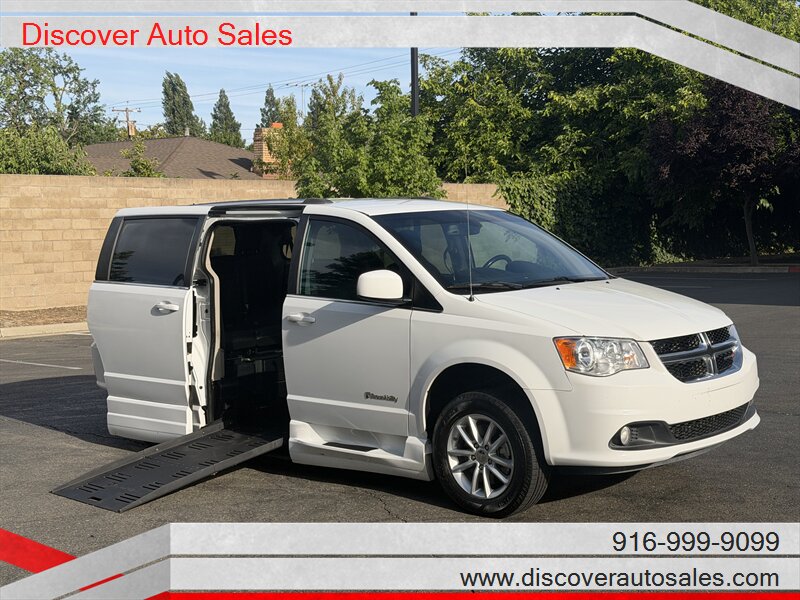 2020 Dodge Grand Caravan SXT's photo