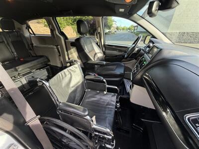 2020 Dodge Grand Caravan SXT HANDICAP WHEELCHAIR ACCESSIBLE VAN - Photo 21 - Sacramento, CA 95821