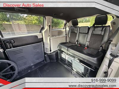 2020 Dodge Grand Caravan SXT HANDICAP WHEELCHAIR ACCESSIBLE VAN - Photo 13 - Sacramento, CA 95821