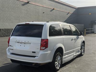 2020 Dodge Grand Caravan SXT HANDICAP WHEELCHAIR ACCESSIBLE VAN - Photo 6 - Sacramento, CA 95821