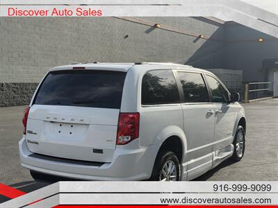 2020 Dodge Grand Caravan SXT HANDICAP WHEELCHAIR ACCESSIBLE VAN - Photo 6 - Sacramento, CA 95821