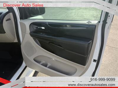 2020 Dodge Grand Caravan SXT HANDICAP WHEELCHAIR ACCESSIBLE VAN - Photo 16 - Sacramento, CA 95821