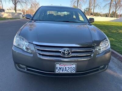 2005 Toyota Avalon XL  