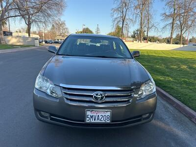 2005 Toyota Avalon XL  