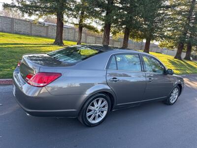 2005 Toyota Avalon XL   - Photo 6 - Sacramento, CA 95821