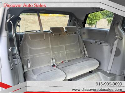 2007 Toyota Sienna XLE 7-Passenger HANDICAP WHEELCHAIR ACCESSIBLE VAN - Photo 11 - Sacramento, CA 95821