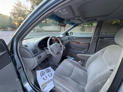 2007 Toyota Sienna XLE 7-Passenger HANDICAP WHEELCHAIR ACCESSIBLE VAN - Photo 15 - Sacramento, CA 95821