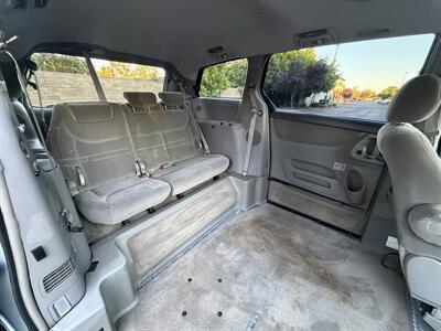 2007 Toyota Sienna XLE 7-Passenger HANDICAP WHEELCHAIR ACCESSIBLE VAN - Photo 13 - Sacramento, CA 95821