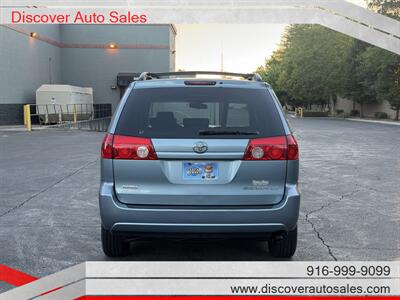 2007 Toyota Sienna XLE 7-Passenger HANDICAP WHEELCHAIR ACCESSIBLE VAN - Photo 5 - Sacramento, CA 95821