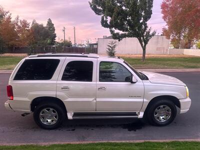 2003 Cadillac Escalade   - Photo 4 - Sacramento, CA 95821