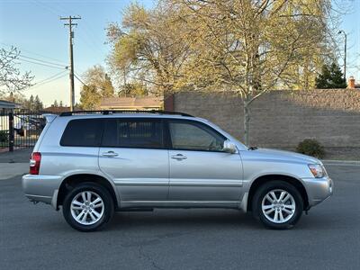 2006 Toyota Highlander Hybrid   - Photo 7 - Sacramento, CA 95821
