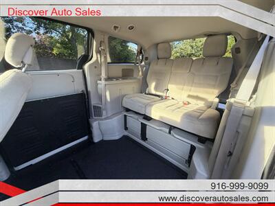 2016 Dodge Grand Caravan SXT HANDICAP WHEELCHAIR ACCESSIBLE VAN - Photo 16 - Sacramento, CA 95821