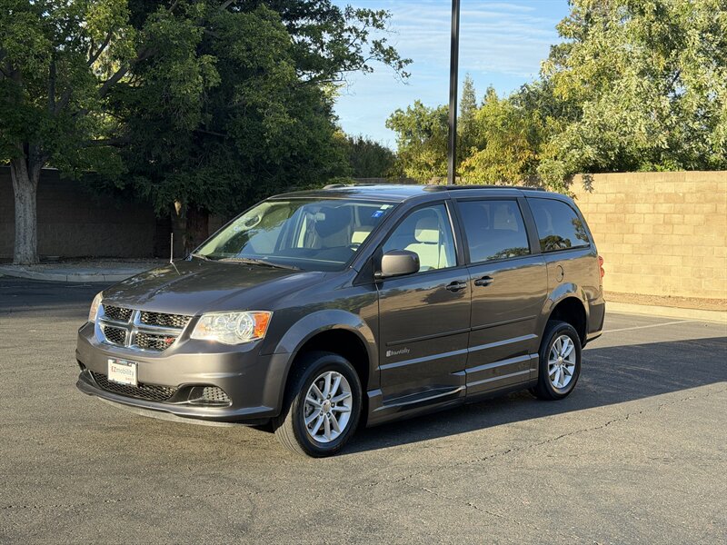 2016 Dodge Grand Caravan SXT  HANDICAP WHEELCHAIR ACCESSIBLE VAN