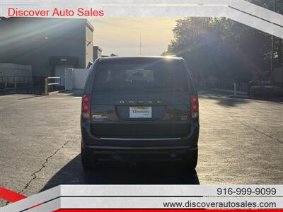 2016 Dodge Grand Caravan SXT HANDICAP WHEELCHAIR ACCESSIBLE VAN - Photo 4 - Sacramento, CA 95821